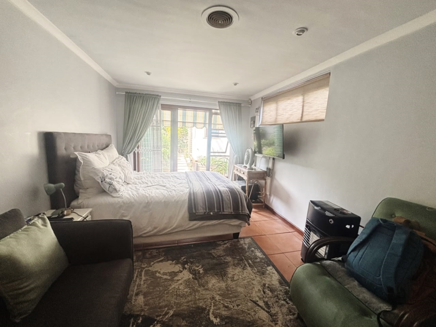To Let 1 Bedroom Property for Rent in Mowbray Western Cape